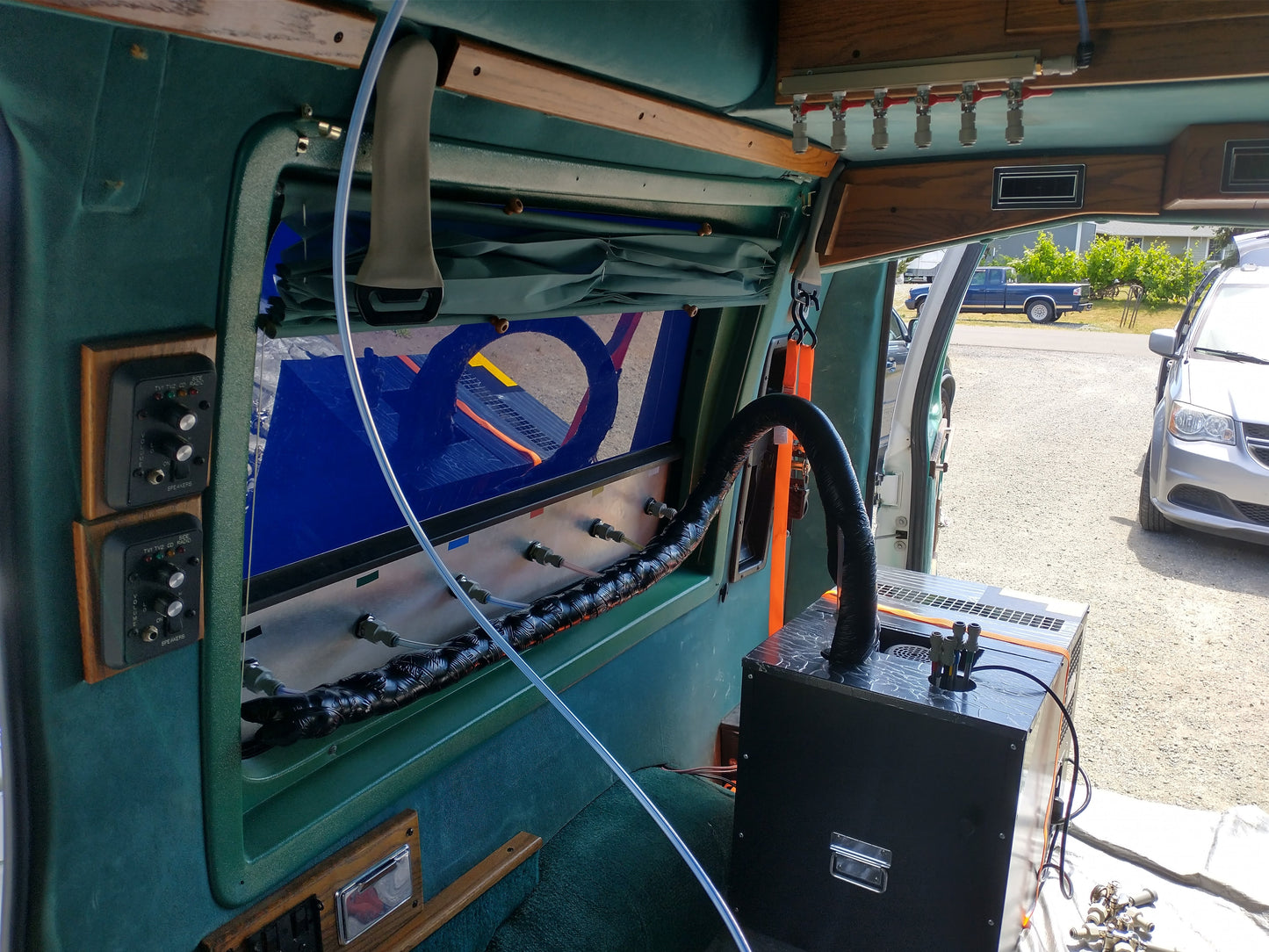 Setup of AS chiller inside the van